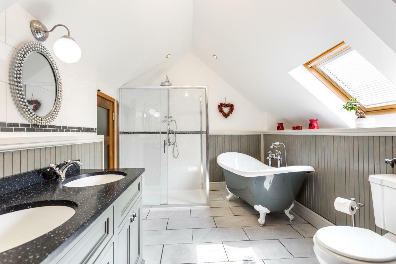 Red Doors Farm Cottages โฮนิทัน ภายนอก รูปภาพ